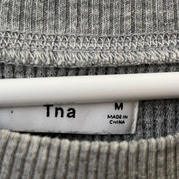 TNA Waffle Raglan Longsleeve Medium - Picture 2 of 4